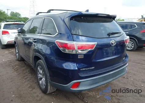 2015 Toyota Highlander Xle V6 from USA, damaged, VIN 5TDKKRFHXFS063228